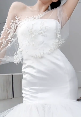 Robe de mariée longue en satin et tulle, style sirène, bustier, avec appliques et voile, C4177
