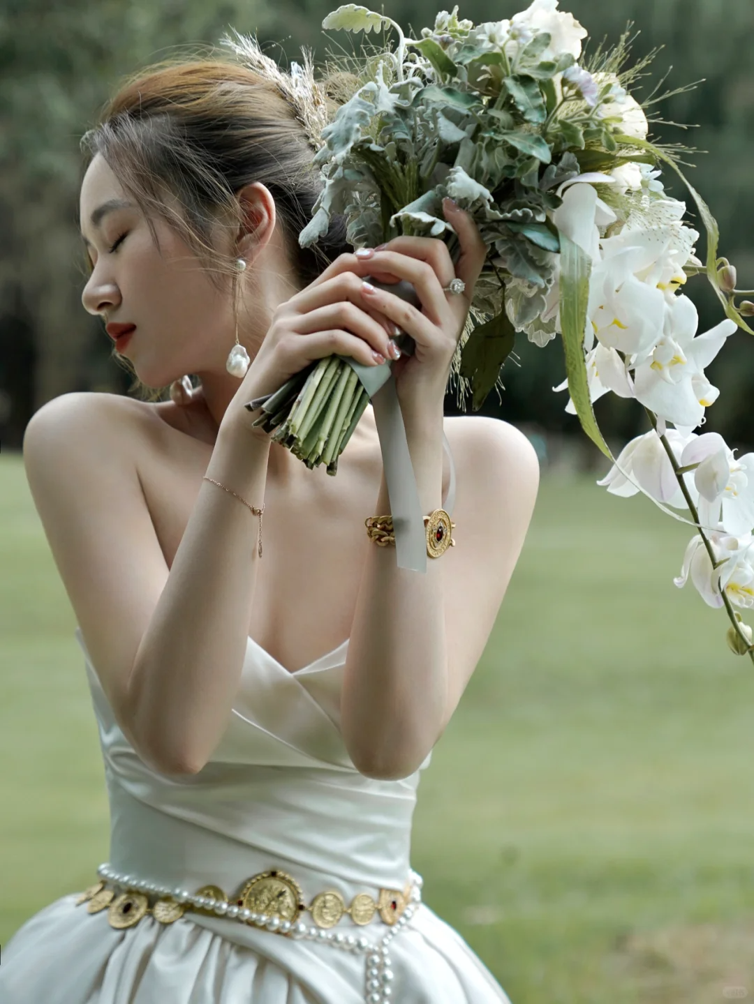 Robe de mariée longue en satin, simple et bustier, coupe trapèze, C4214