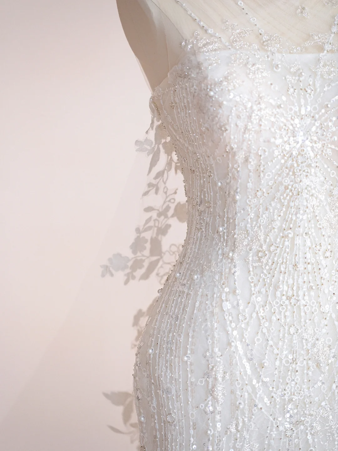 Superbe robe de mariée sirène longue en tulle et dentelle à paillettes C4216
