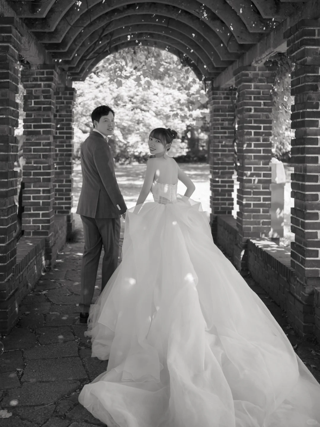 Robe de mariée longue en satin, élégante et bustier, C4219
