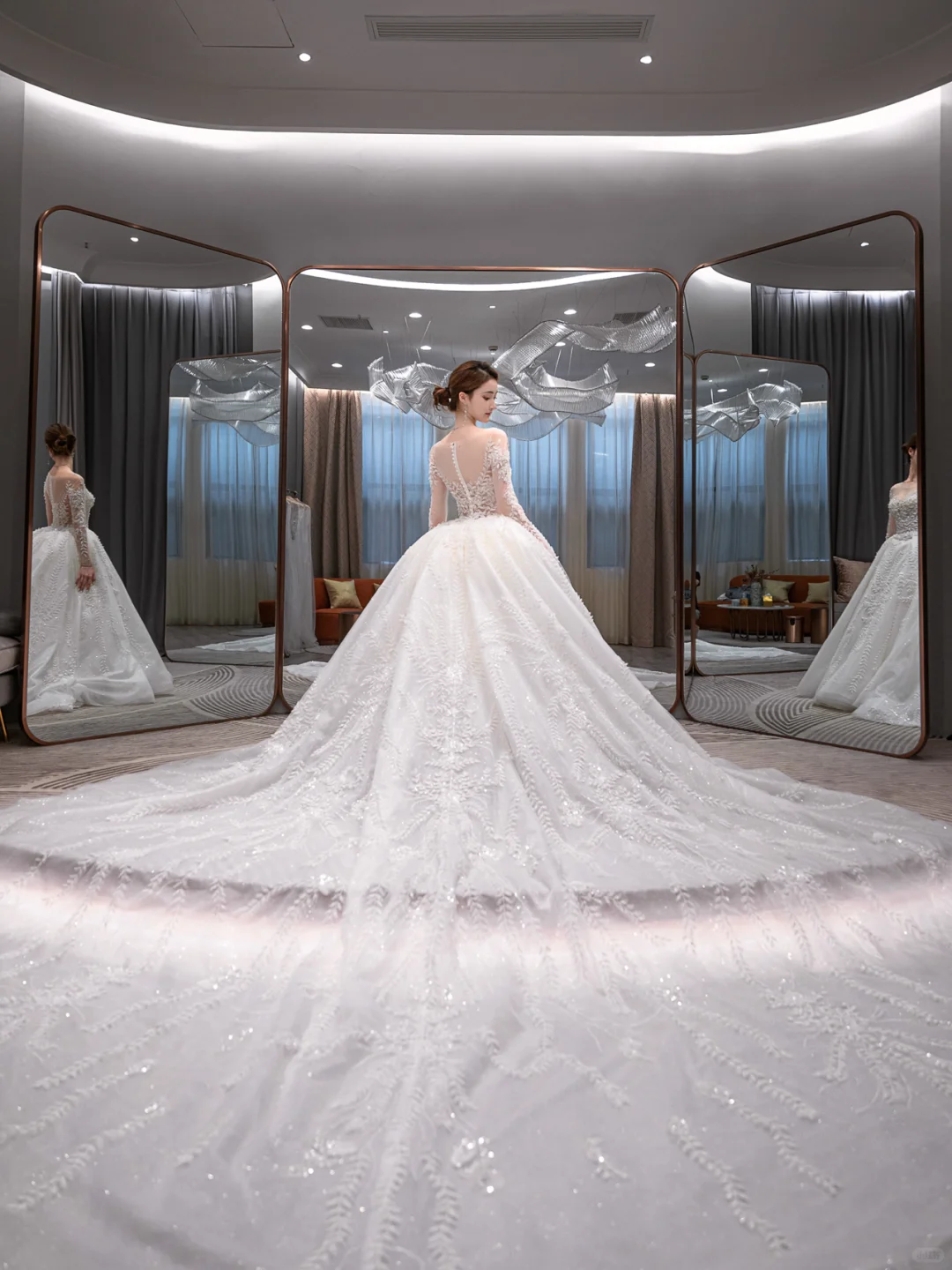 Robe de mariée longue en tulle à manches longues et voile, effet d'illusion, C4226