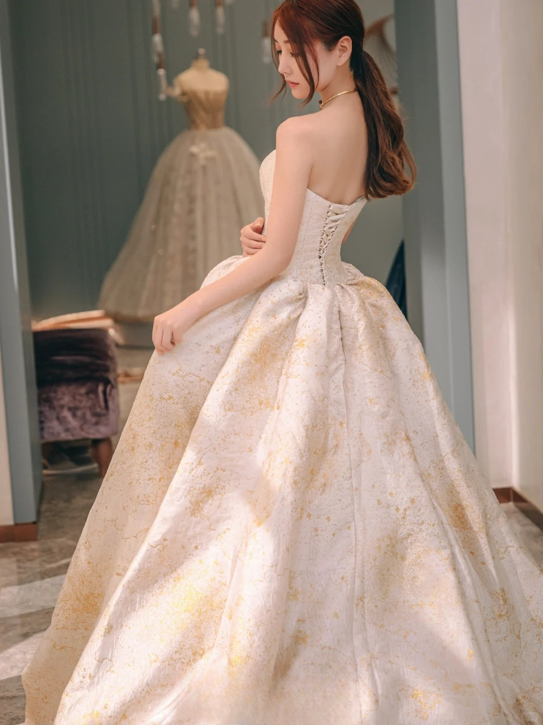 Robe de mariée longue bustier en satin perlé, robe de bal de rêve C4228