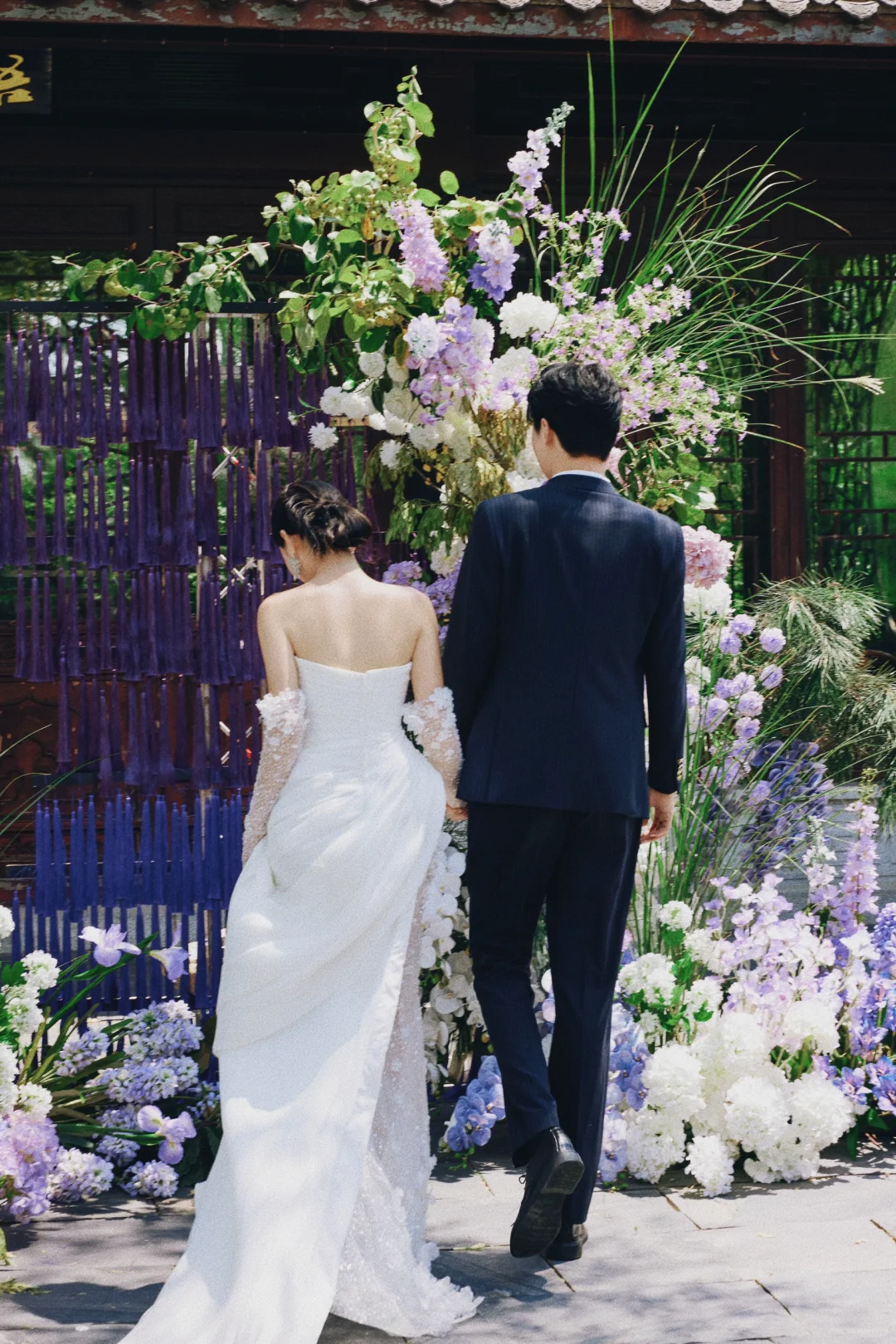 Robe de mariée sirène unique, bustier, en satin et tulle, avec appliques et manches longues, C4317