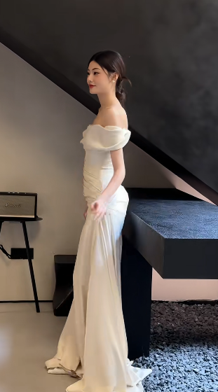 Robe de mariée longue en satin, élégante, style sirène, épaules dénudées, C4379