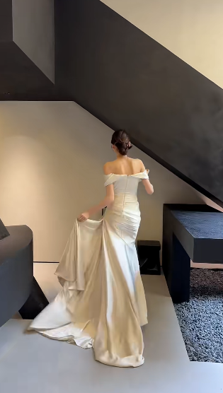 Robe de mariée longue en satin, élégante, style sirène, épaules dénudées, C4379