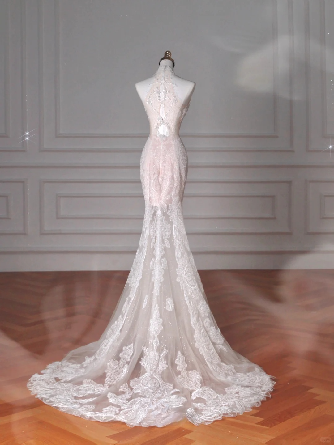 Robe de mariée sirène de rêve en tulle et dentelle avec voile C4382