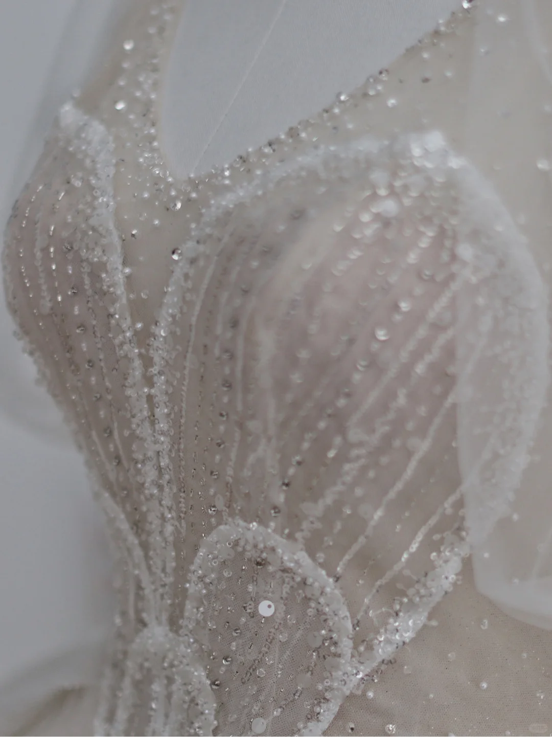 Robe de mariée élégante, col en V, tulle, paillettes, manches courtes, longue, C4391