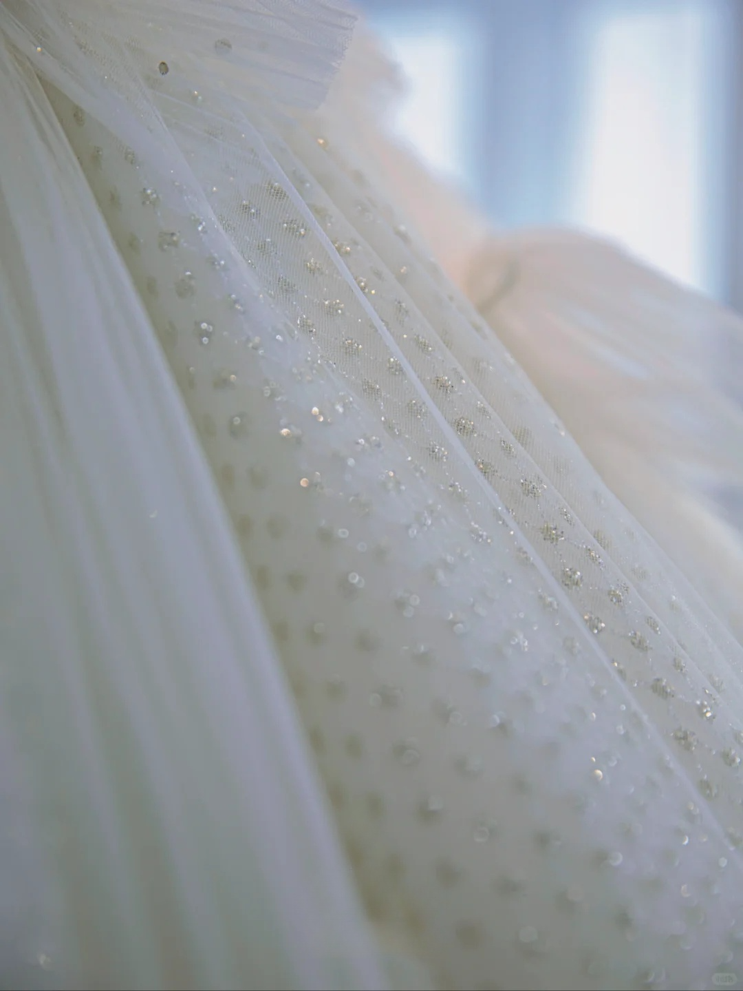 Robe de mariée longue élégante en tulle et sequins, sans bretelles, C4394