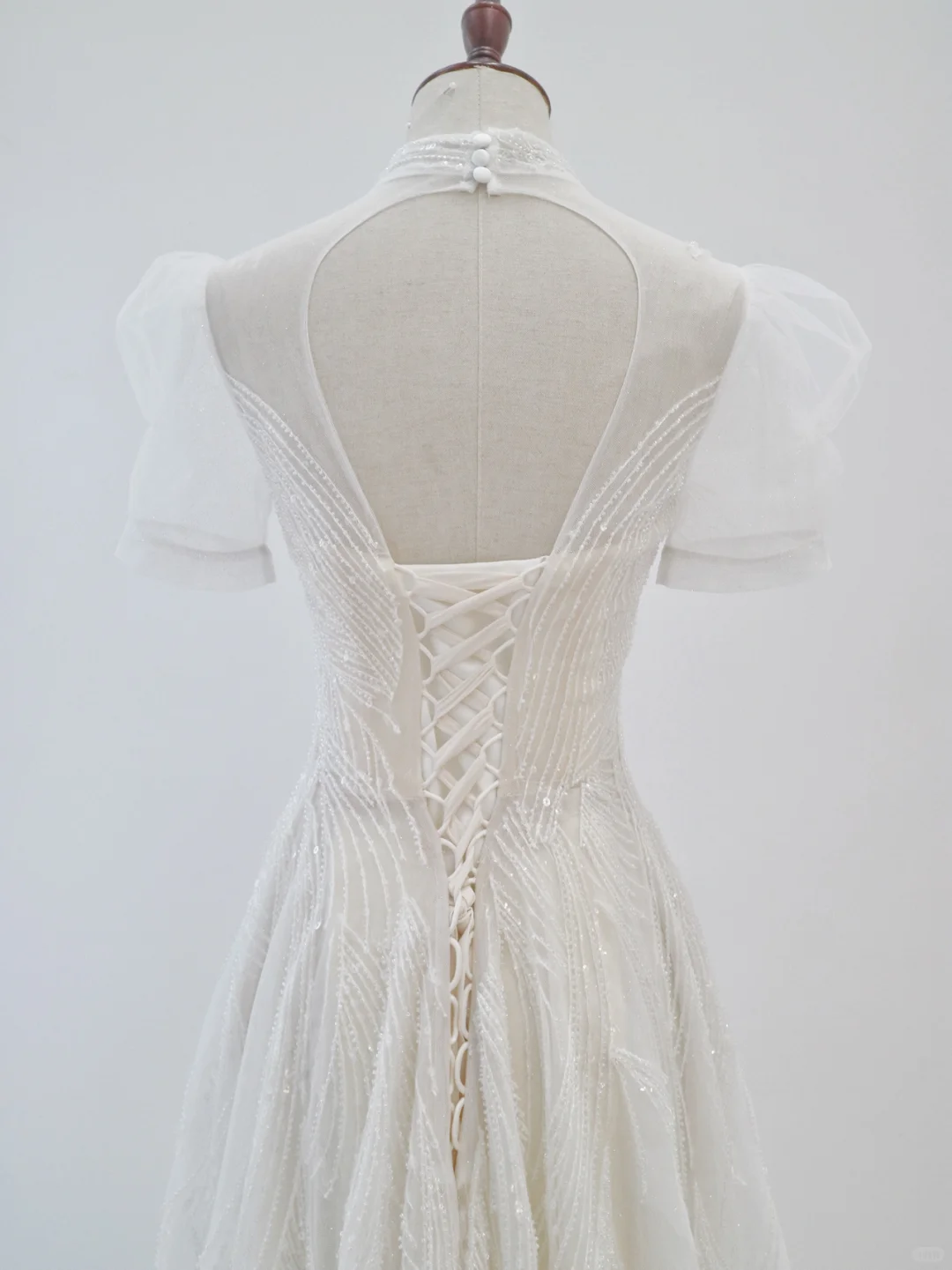 Robe de mariée princesse trapèze en tulle et sequins, sans manches, longue, noire, C4400