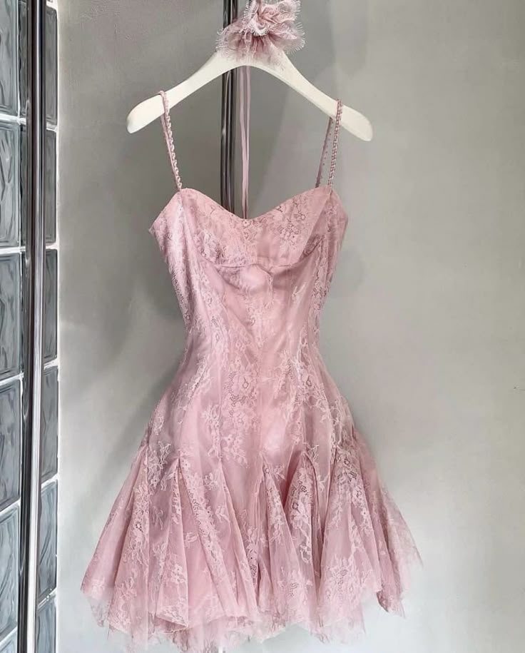 Pretty A Line Spaghetti Straps Tulle Lace Short Homecoming Dress 18th Birthday Outfits C4415