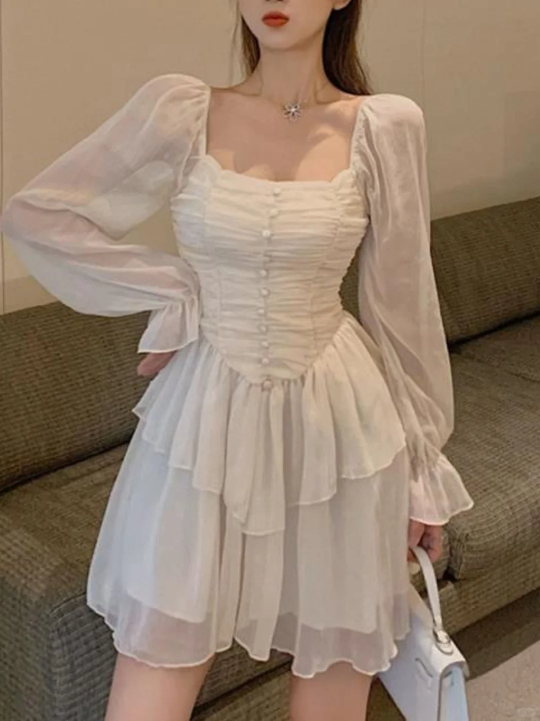 Pretty A Line Square Satin Chiffon Long Sleeves Short Homecoming Dress 17th Birthday Outfits C4505