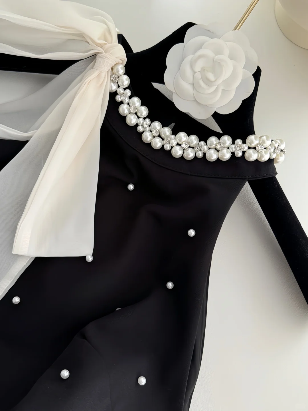 Sweet 18th Black A Line Halter Satin Beads Short Homecoming Dress Birthday Outfits C4547