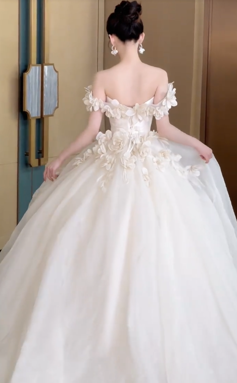 Robe de mariée longue en satin et tulle, style élégant, épaules dénudées, avec appliques, C4560