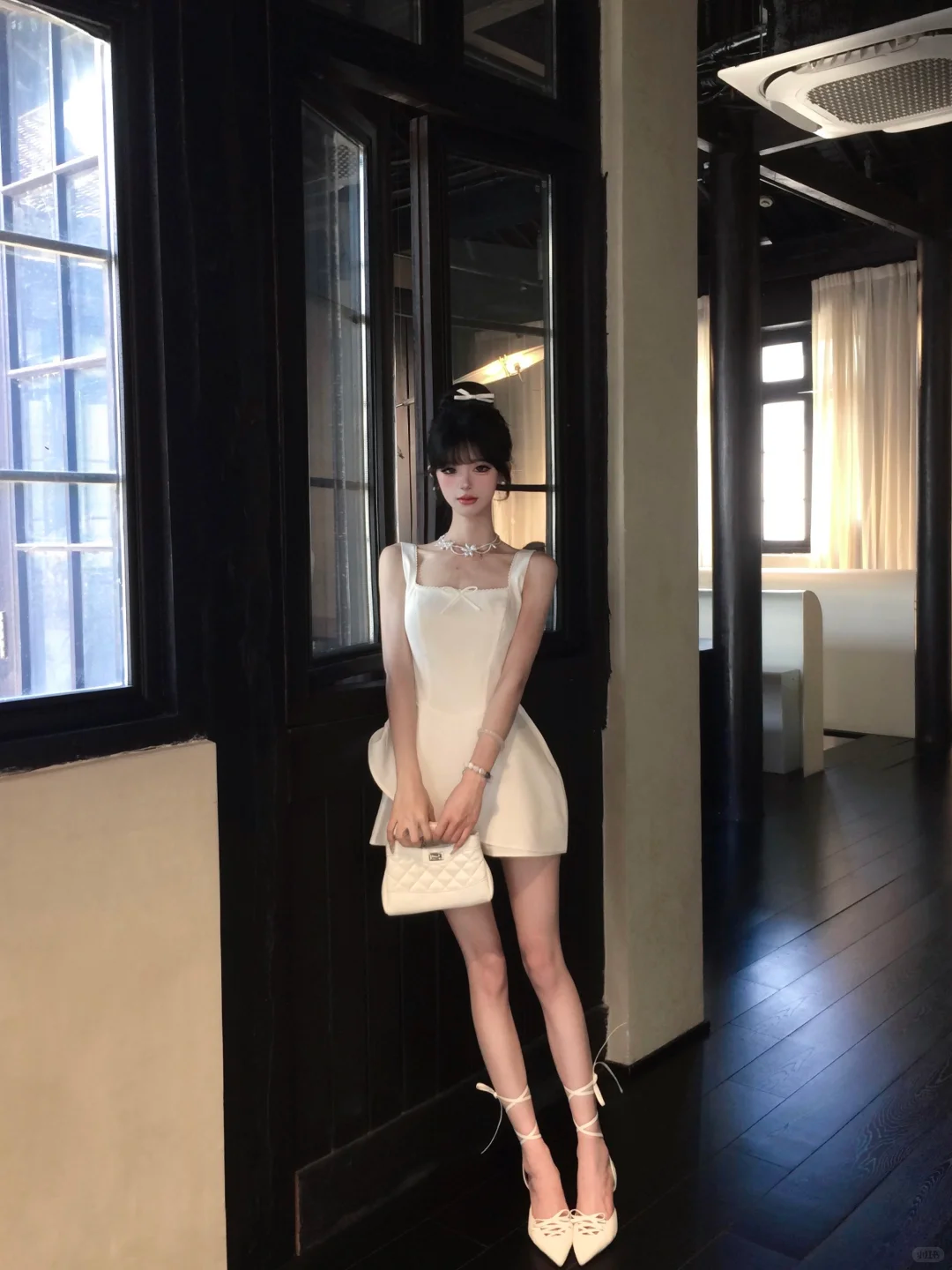 Robe de bal courte blanche en satin, coupe trapèze, tenue d'anniversaire, 16e anniversaire, C4566