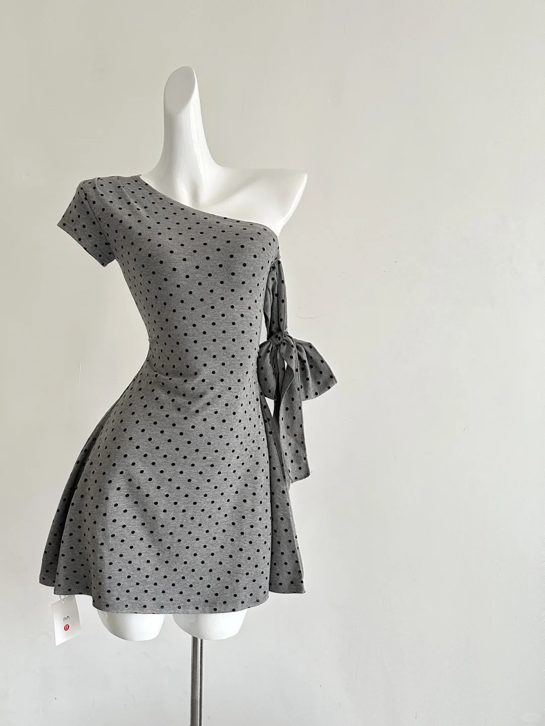 Gray 18th A Line One Shoulder Satin Polka Dots Short Homecoming Dress Birthday Outfits C4598