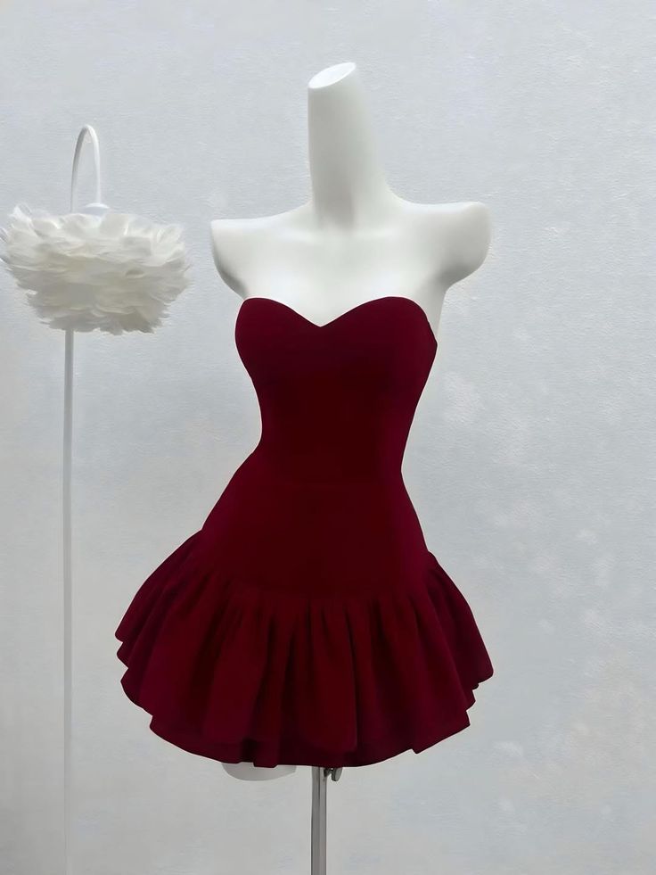 Burgundy A Line Sweetheart Satin Short Homecoming Dress 17th Birthday Outfits C4602