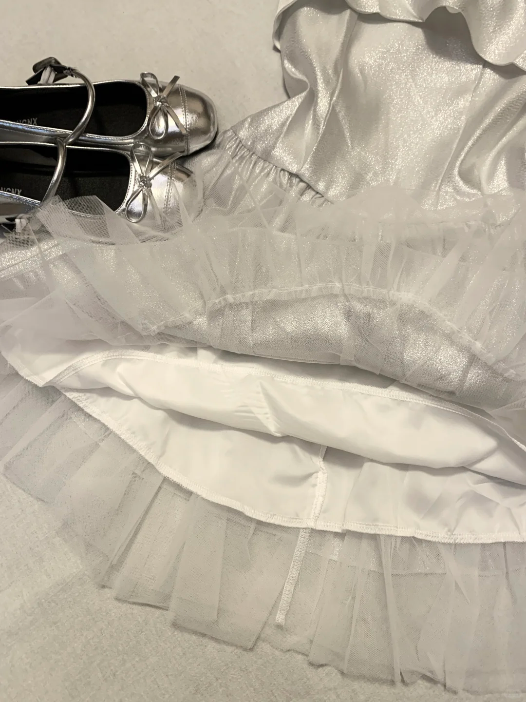 Pretty A Line Strapless Satin Tulle Short Homecoming Dress 16th Birthday Outfits C4632