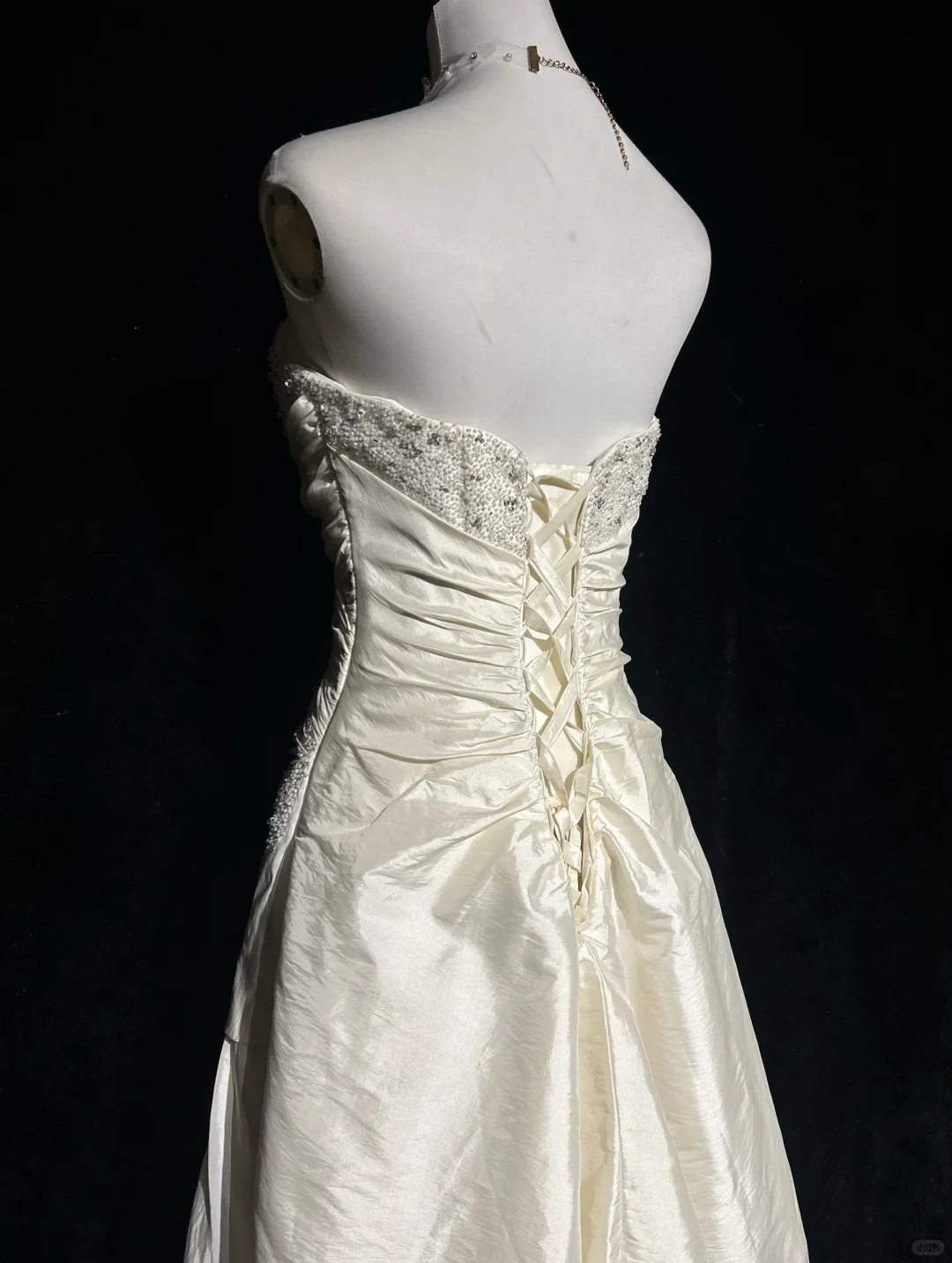 Classy A Line Strapless Satin Beads Pleated Short Homecoming Dress 19th Birthday Outfits C4662