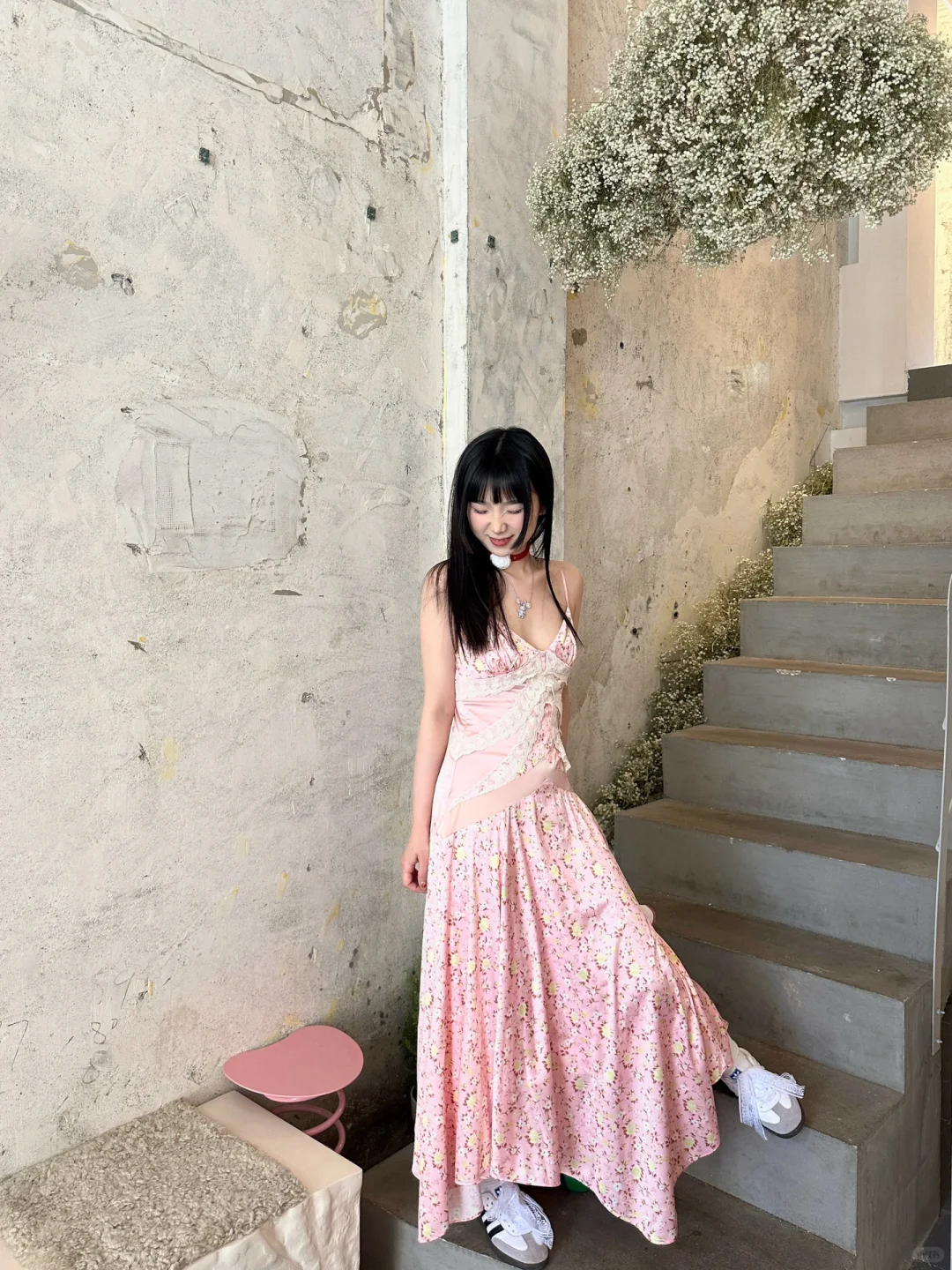 Robe de bal longue vintage en satin et dentelle, coupe trapèze, bretelles spaghetti, C4877