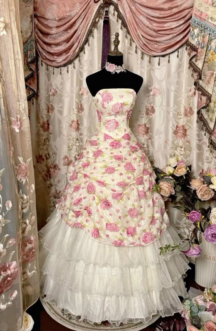 Robe de bal de rêve bustier en satin et tulle fleuri, longue robe de soirée formelle C4888