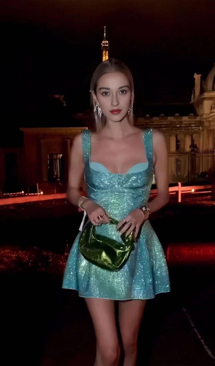 Robe de soirée courte en satin à bretelles spaghetti et paillettes, coupe trapèze brillante, tenue pour 19e anniversaire, C4892