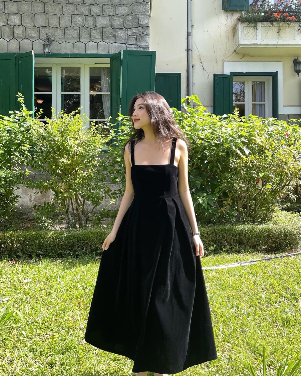 Robe de bal longue en satin noir, coupe trapèze, élégante, carrée, C5138