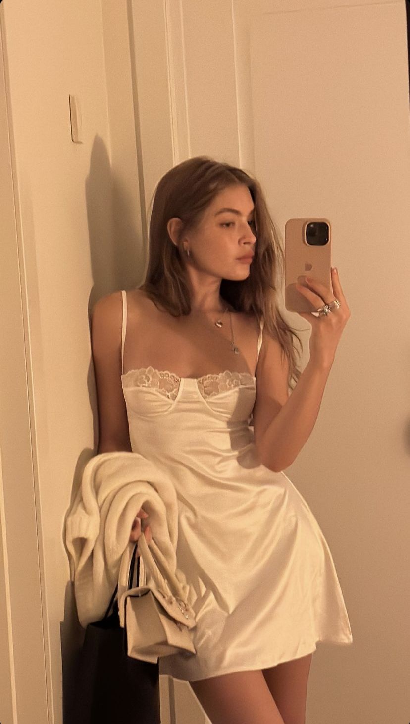 Sexy A Line Spaghetti Straps Satin Lace Mini Short Homecoming Dress 21th Birthday Outfits C5225