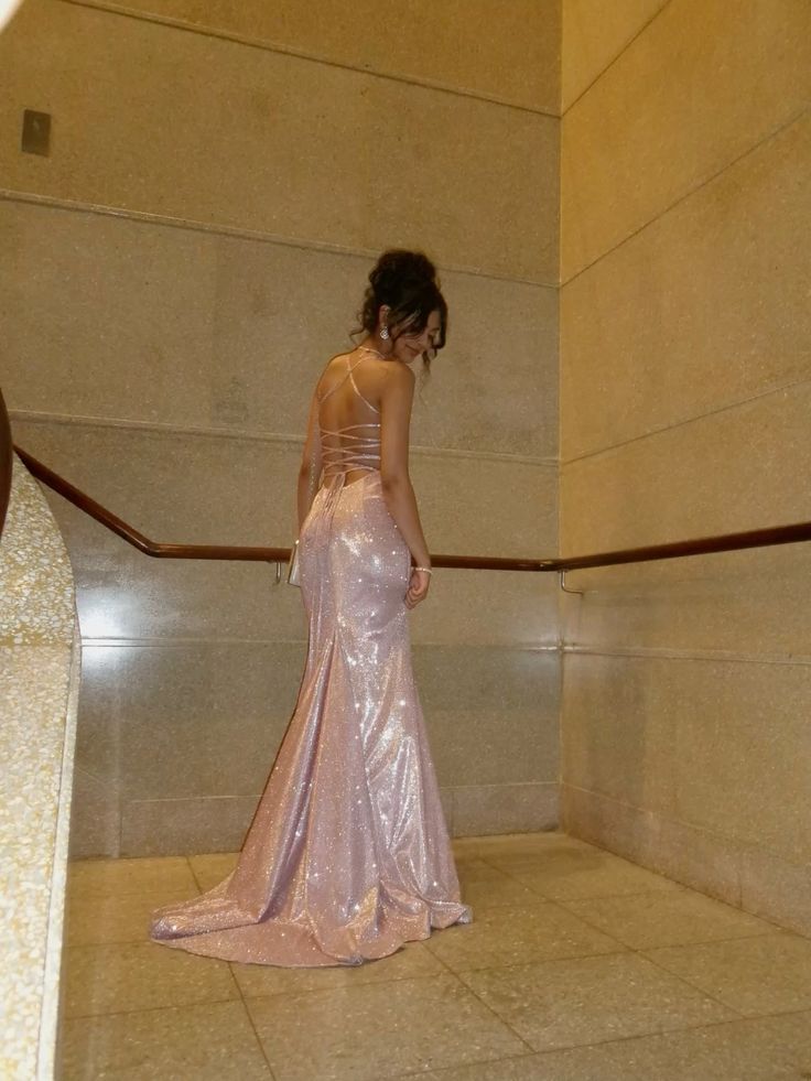 Robe de bal longue en satin rose clair, style sirène, bretelles spaghetti, paillettes, robe de soirée C5323