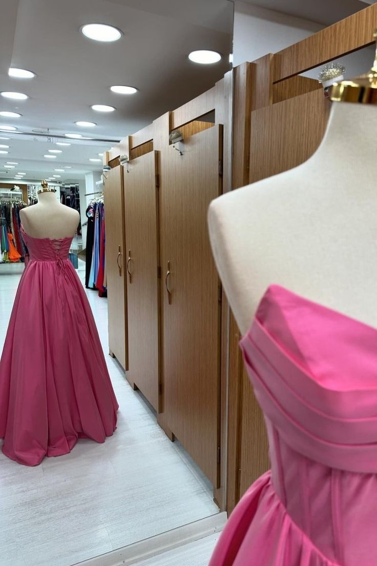 Robe de bal longue en satin, coupe trapèze, sans bretelles, C5632