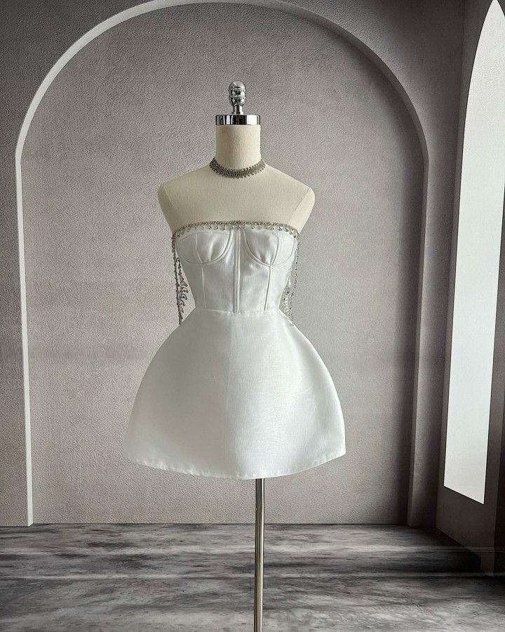 Cute A Line Beaded Spaghetti Straps Satin Short Homecoming Dress 18th Birthday Outfits C5681