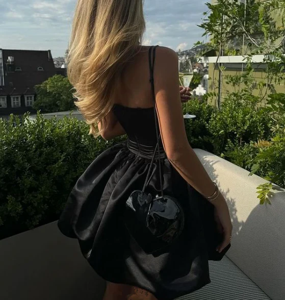 Robe de bal princesse 19e, sans bretelles, courte, en satin noir, tenue de soirée, d'anniversaire, C5721
