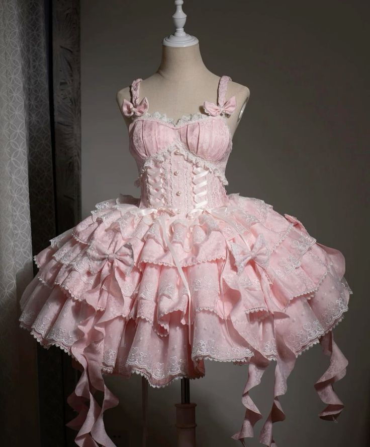 Cute Pink Ball Gown Spaghetti Straps Satin Ruffle Lace Short Homecoming Dress 17th Birthday Outfits C5732