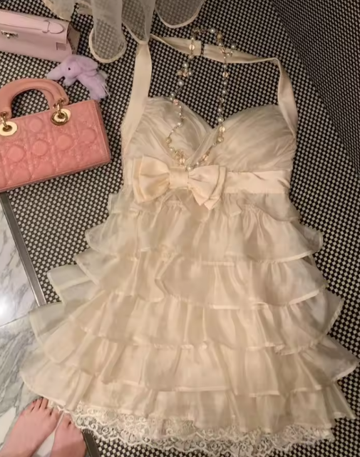 Cute A Line Halter Layer Chiffon Lace Short Homecoming Dress 17th Birthday Outfits C6002