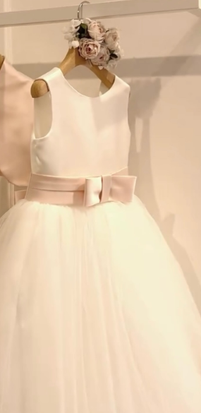 Pretty Ball Gown Satin Tulle Back With Bow Knot Flower Girl Dress C6055