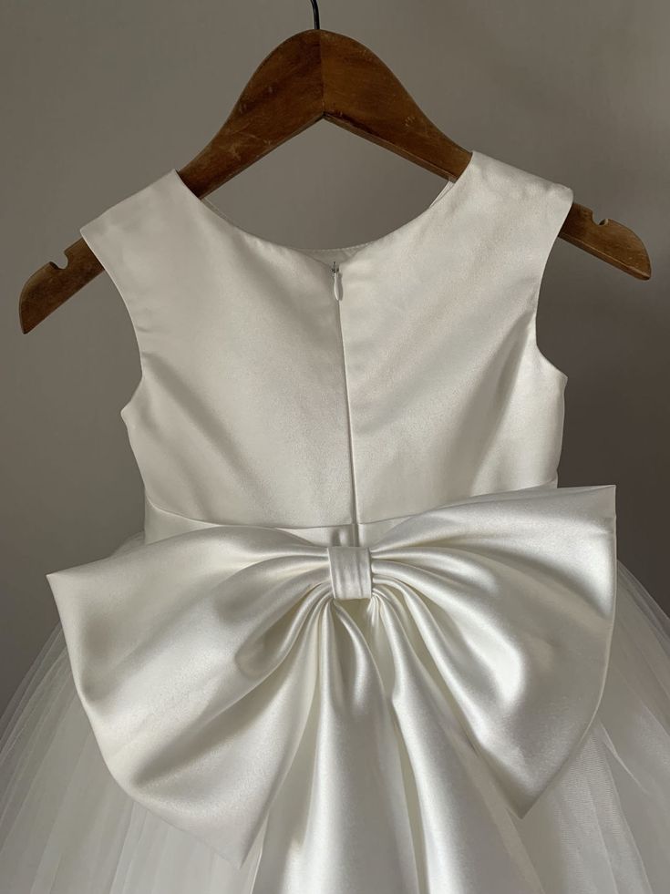 Pretty A Line Satin Tulle Back With Bow Knot Flower Girl Dress C6085