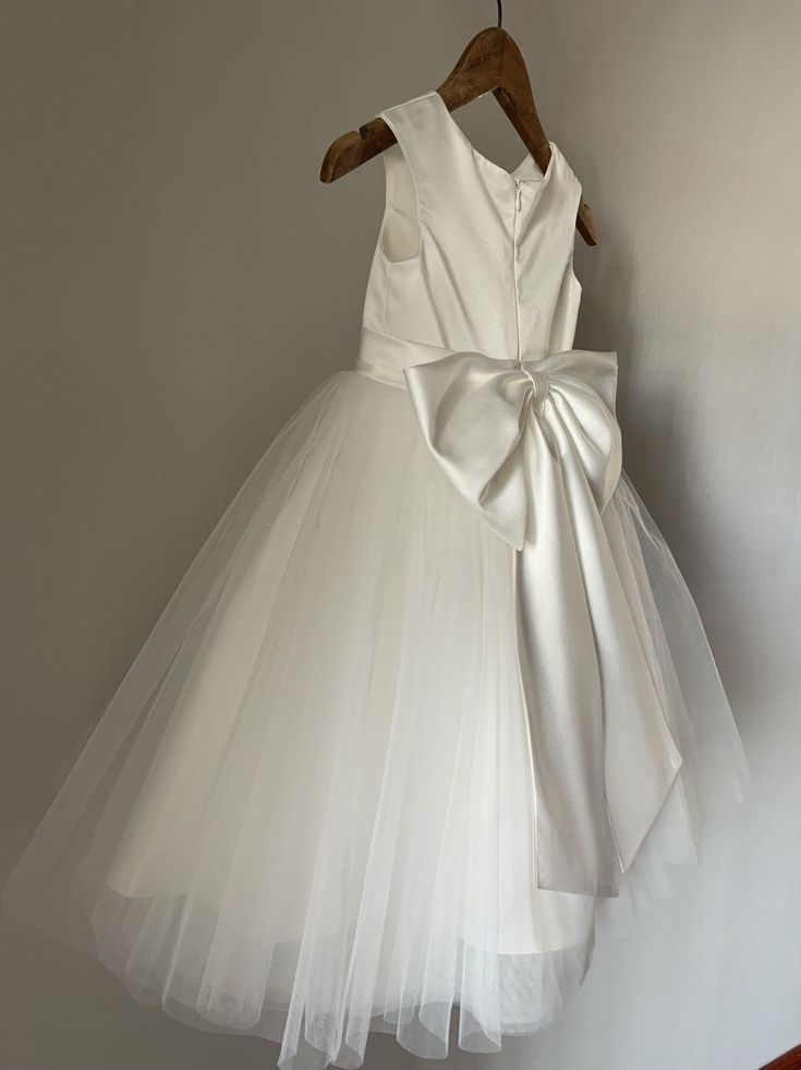Pretty A Line Satin Tulle Back With Bow Knot Flower Girl Dress C6085
