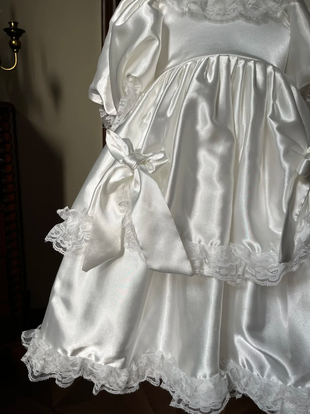 Vintage Princess A Line Tiered Satin Lace With Short Sleeves Flower Girl Dress C6093