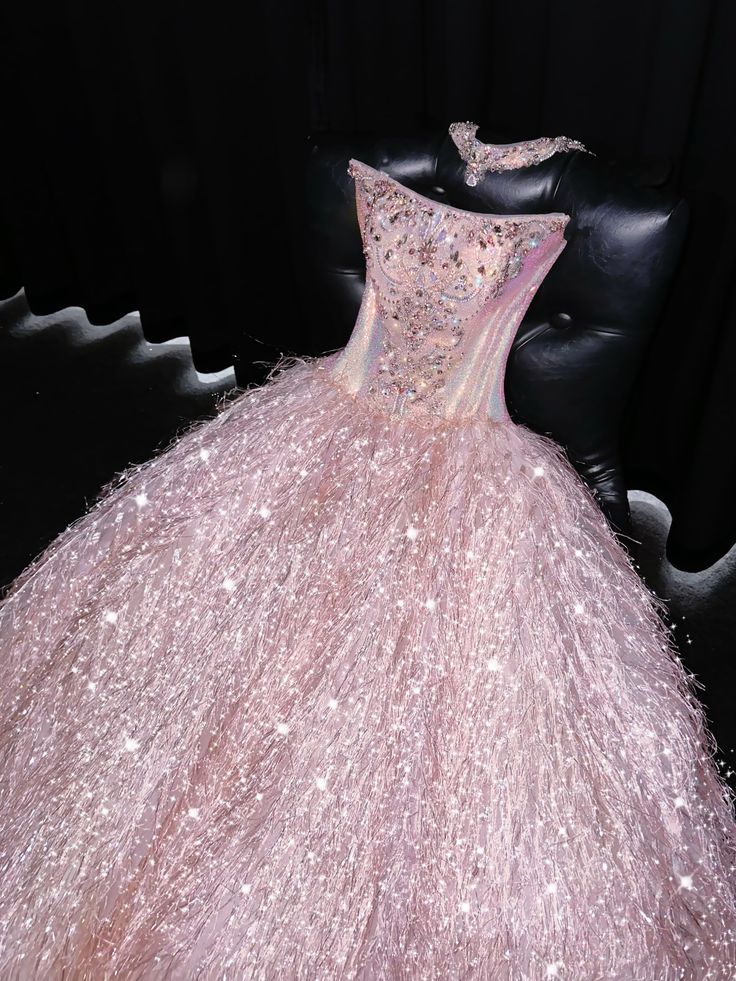 Magnifique robe de bal longue bustier en tulle à sequins et perles, sans manches, référence C6451