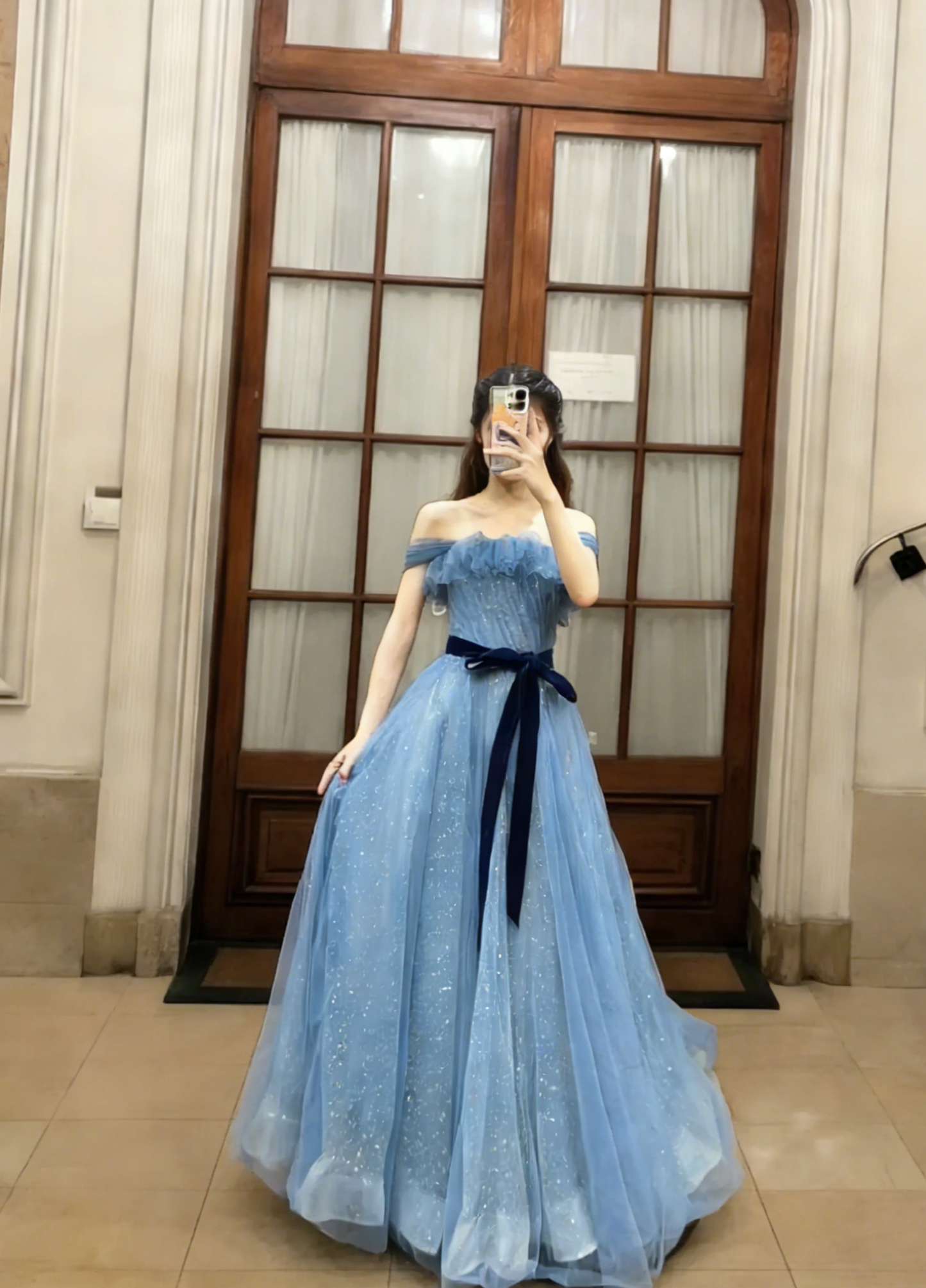 Robe de bal longue princesse en tulle à sequins et épaules dénudées, coupe trapèze, référence C6788