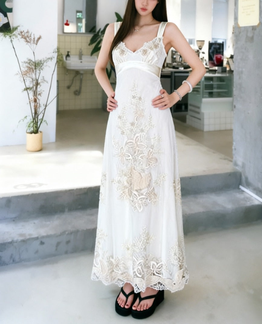 Robe de bal longue en satin à bretelles trapèze vintage C777