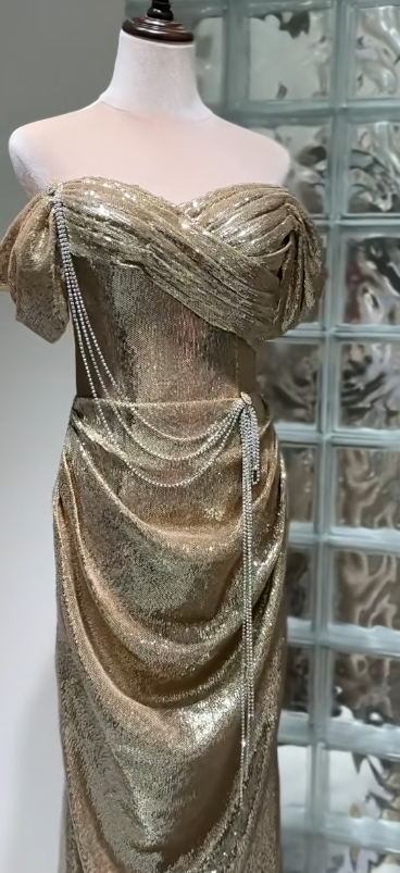 Robe de bal longue sirène dorée à épaules dénudées en satin à sequins brillants, robe de soirée C8067