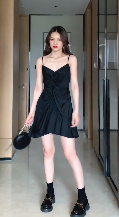 Pretty A Line Spaghetti Straps Black Satin Short Homecoming Dress 16th Birthday Outfits C8070