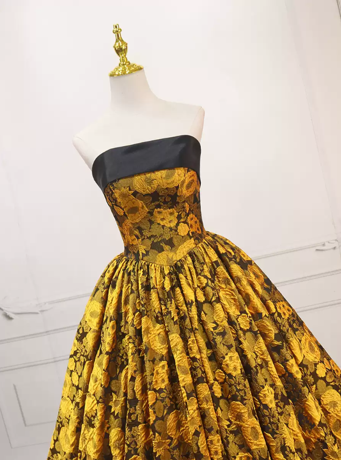 Jolie robe de bal en tulle à décolleté en cœur et longues couches rouges pour les robes de bal Sweet 16 C3210