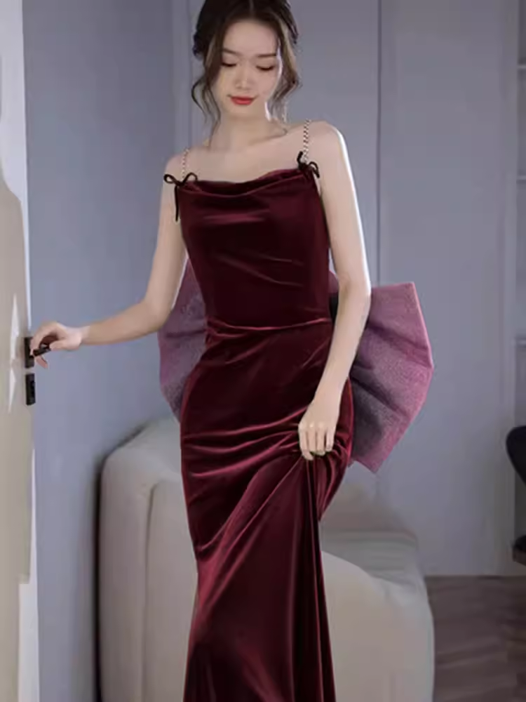 Robe de bal longue en velours bordeaux à bretelles sirène sexy C837
