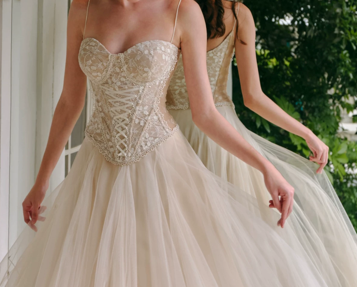 Robe de bal de princesse bustier à volants en satin long, robe de soirée C8117