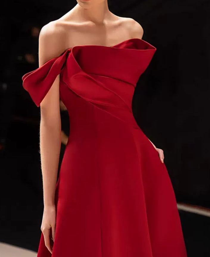 Robe de bal de princesse bustier à volants en satin long, robe de soirée C8117
