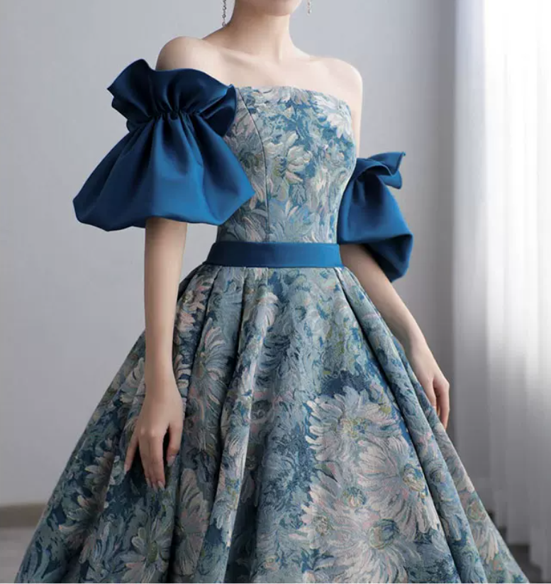 Robe de bal de princesse bustier à volants en satin long, robe de soirée C8117