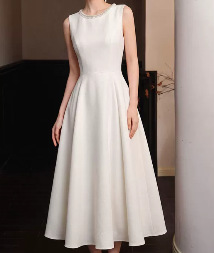 Superbe robe de mariée sirène bustier en satin et tulle, longue et en dentelle, C4563