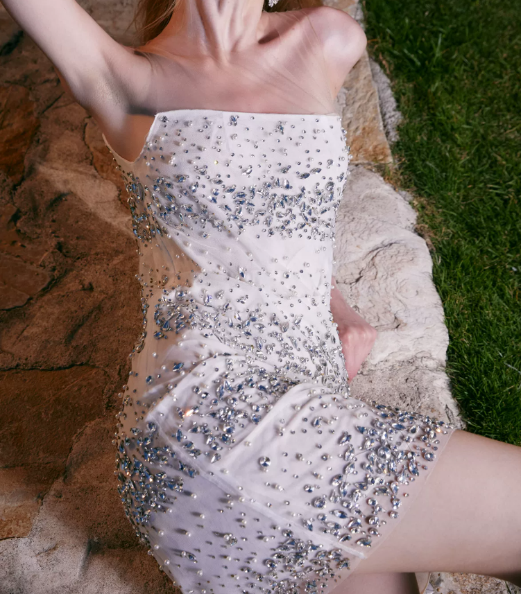 Mini robe de soirée en satin, sans bretelles, sans manches, ligne a, simple, C899