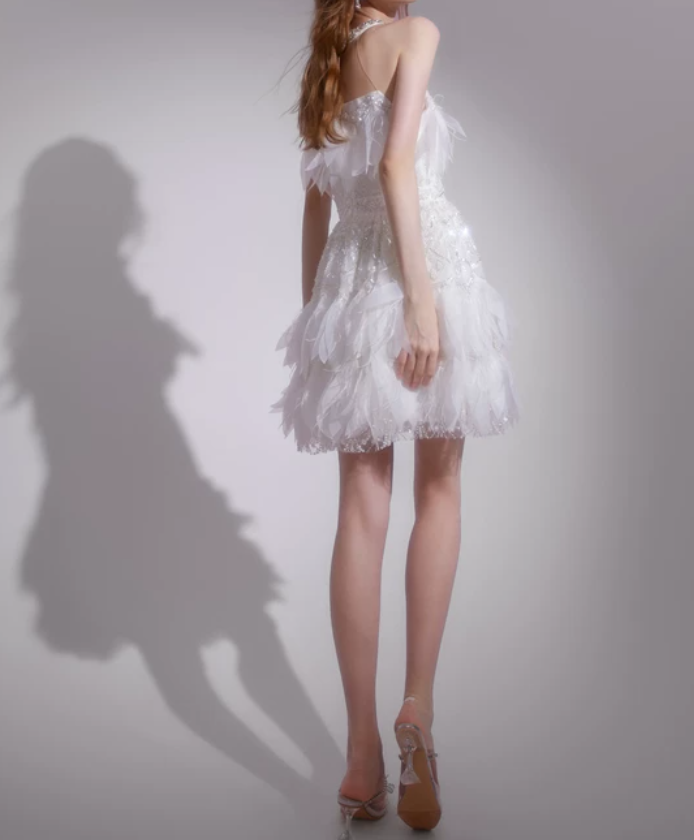 Chic Halter Neck White Homecoming Dress Feather Beaded A-Line Party Dress C9157